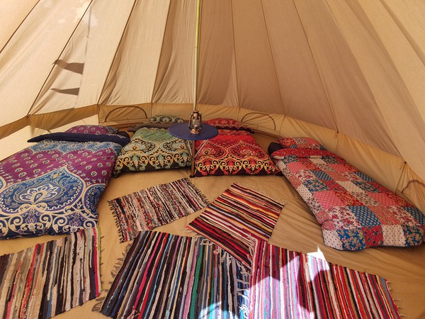 Glamping / bell tents