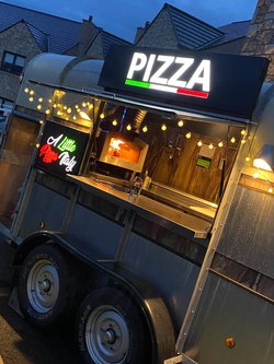 Pizza trailer business