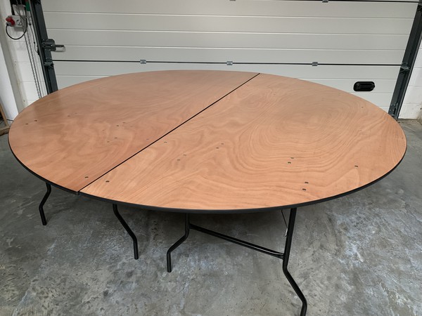Round table for sale