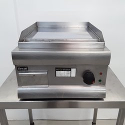 Secondhand Used Lincat GS4/C Stainless Griddle For Sale