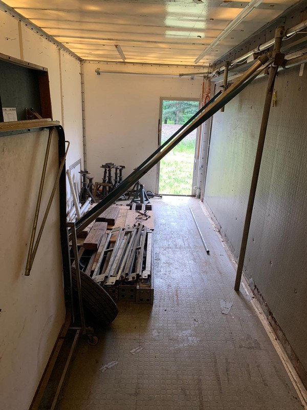 Selling Trailer Stage