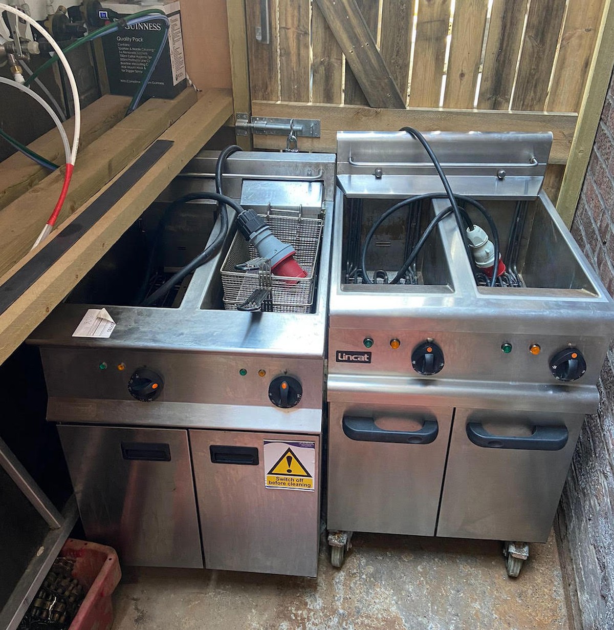 Secondhand Catering Equipment Electric Fryers 2x Lincat Opus 800
