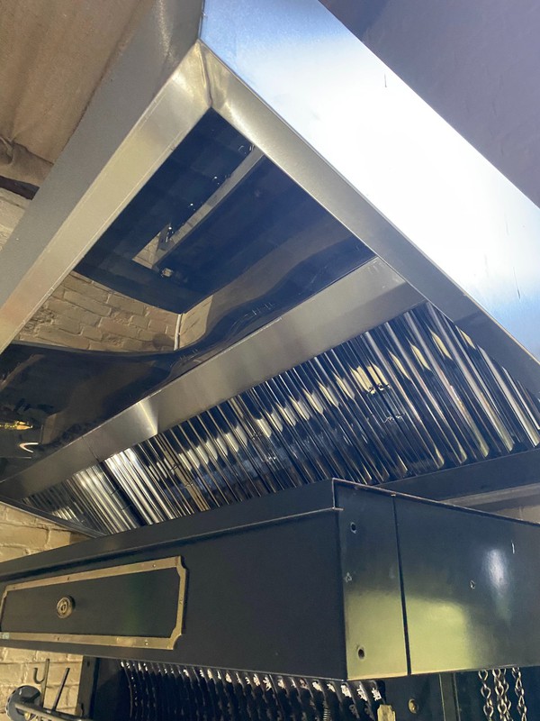 Cooker hood / extraction for Rotisserie