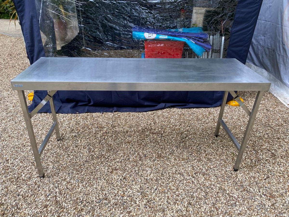Secondhand Catering Equipment Stainless steel tables (1.01m to 2m