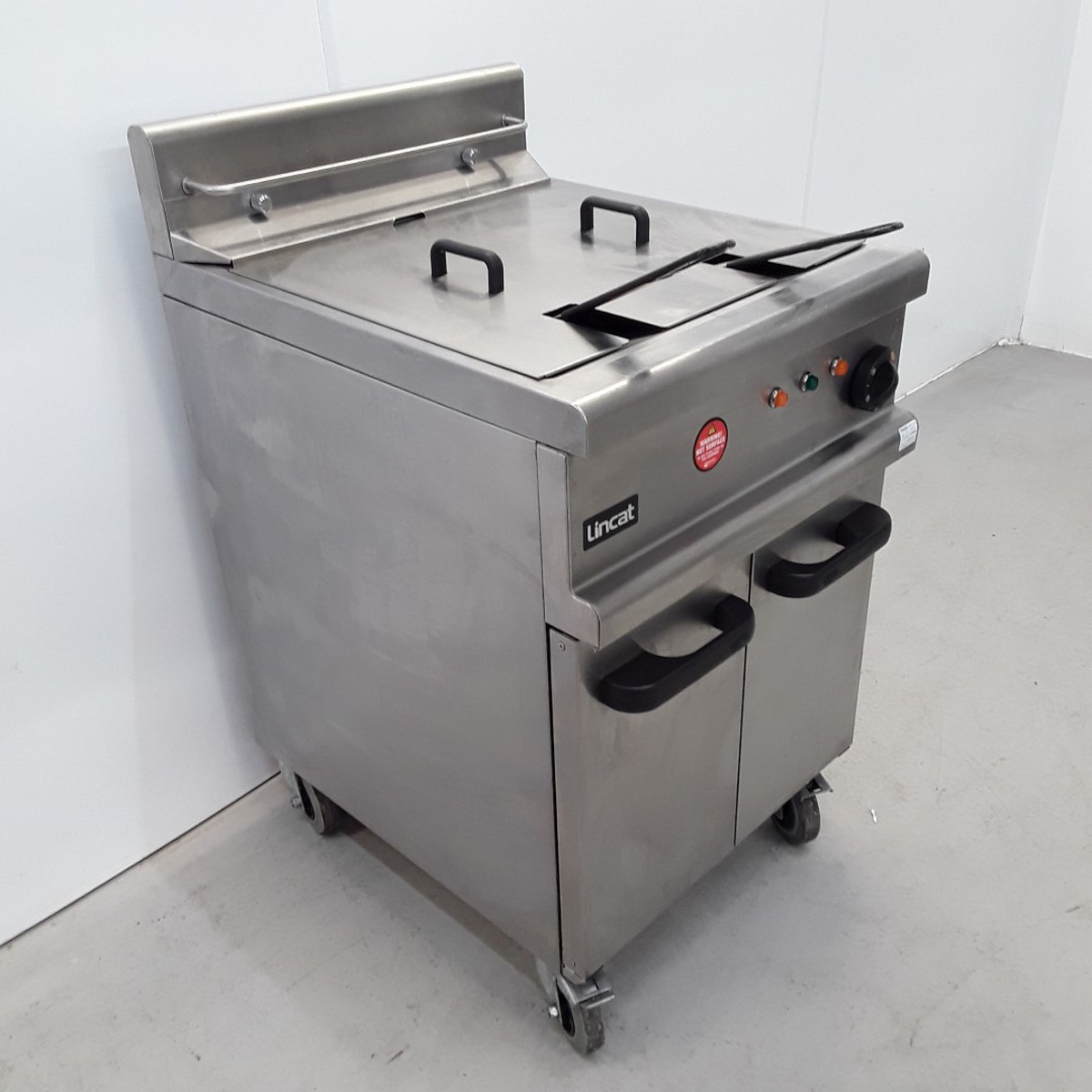 Secondhand Catering Equipment Electric Fryers Used Lincat OE7108