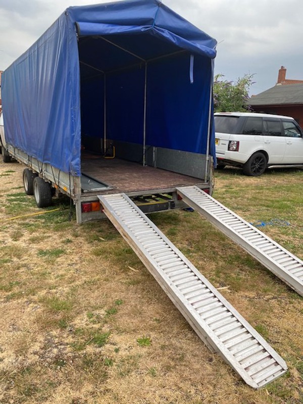 Covered Ifor Williams trailer with Ramps for sale