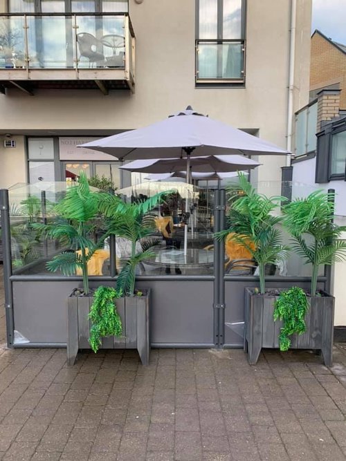 Café wind screens for sale Café wind screens for sale