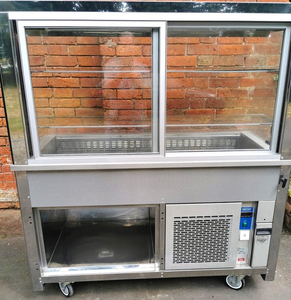 Refrigerated Display Unit For Sale