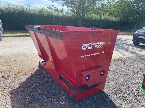 Chicken shed bedding attachment