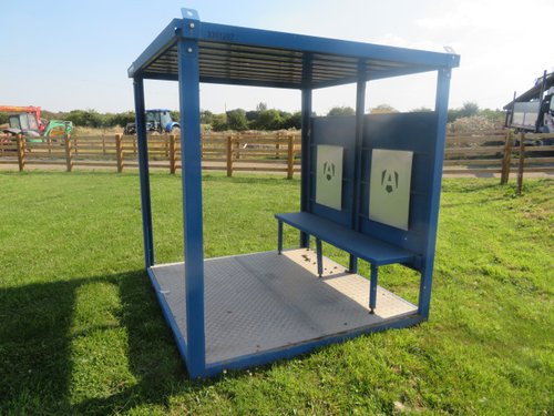 Smoking shelter Smoking shelter