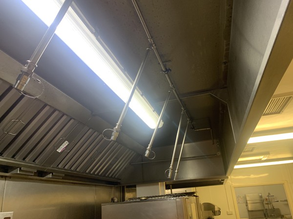 Commercial kitchen cooker extractor canopy