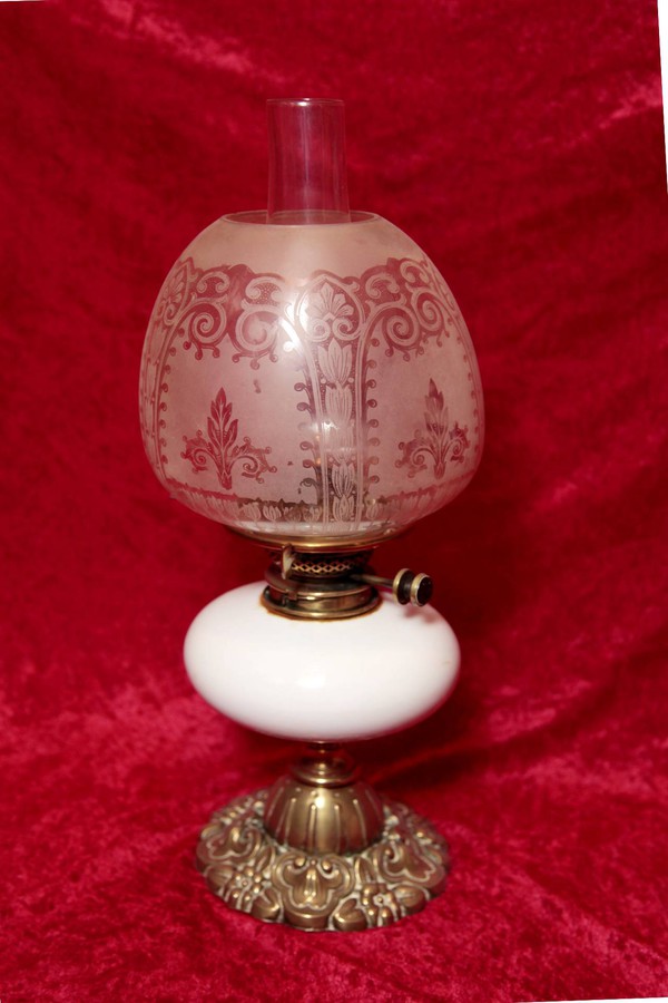 Victorian Oil Lamp for sale in Brass