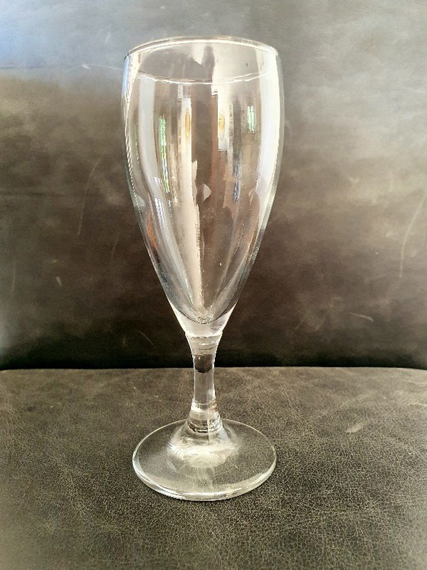 Champagne flutes for sale