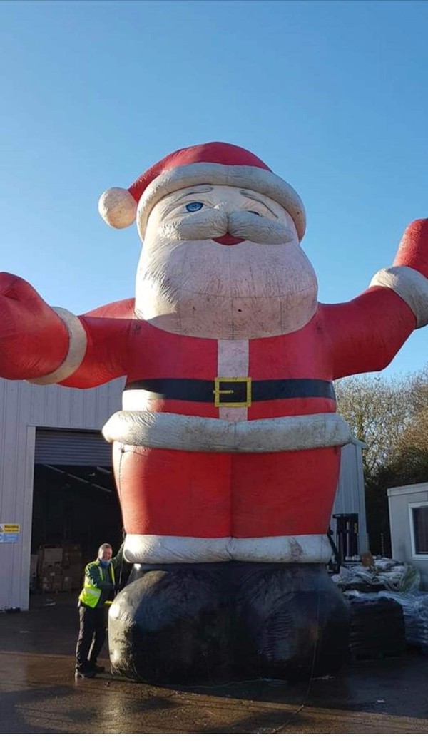 Giant Inflatable Santa Approx 60ft - West Midlands 1