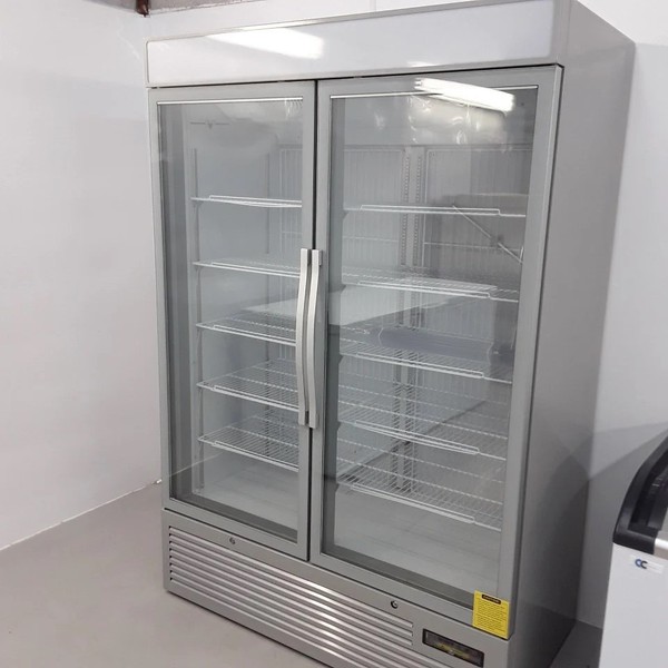 Atom RAL9006 Display Freezer for sale