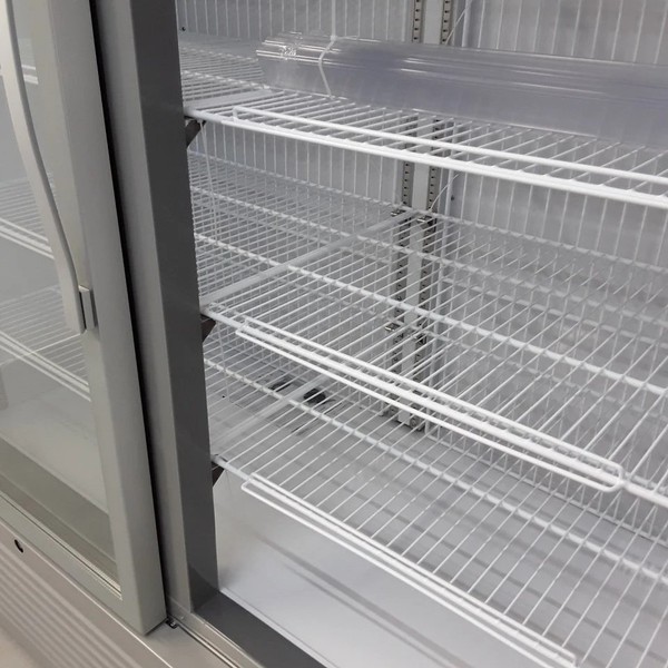 Buy Used Atom Display Freezer