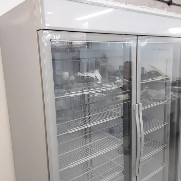 Selling Atom RAL9006 Display Freezer