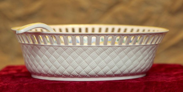 Pierced basket c. 1800 by Wedgewood