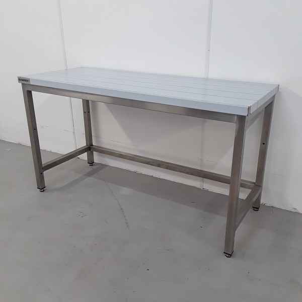 Diaminox steel table for sale