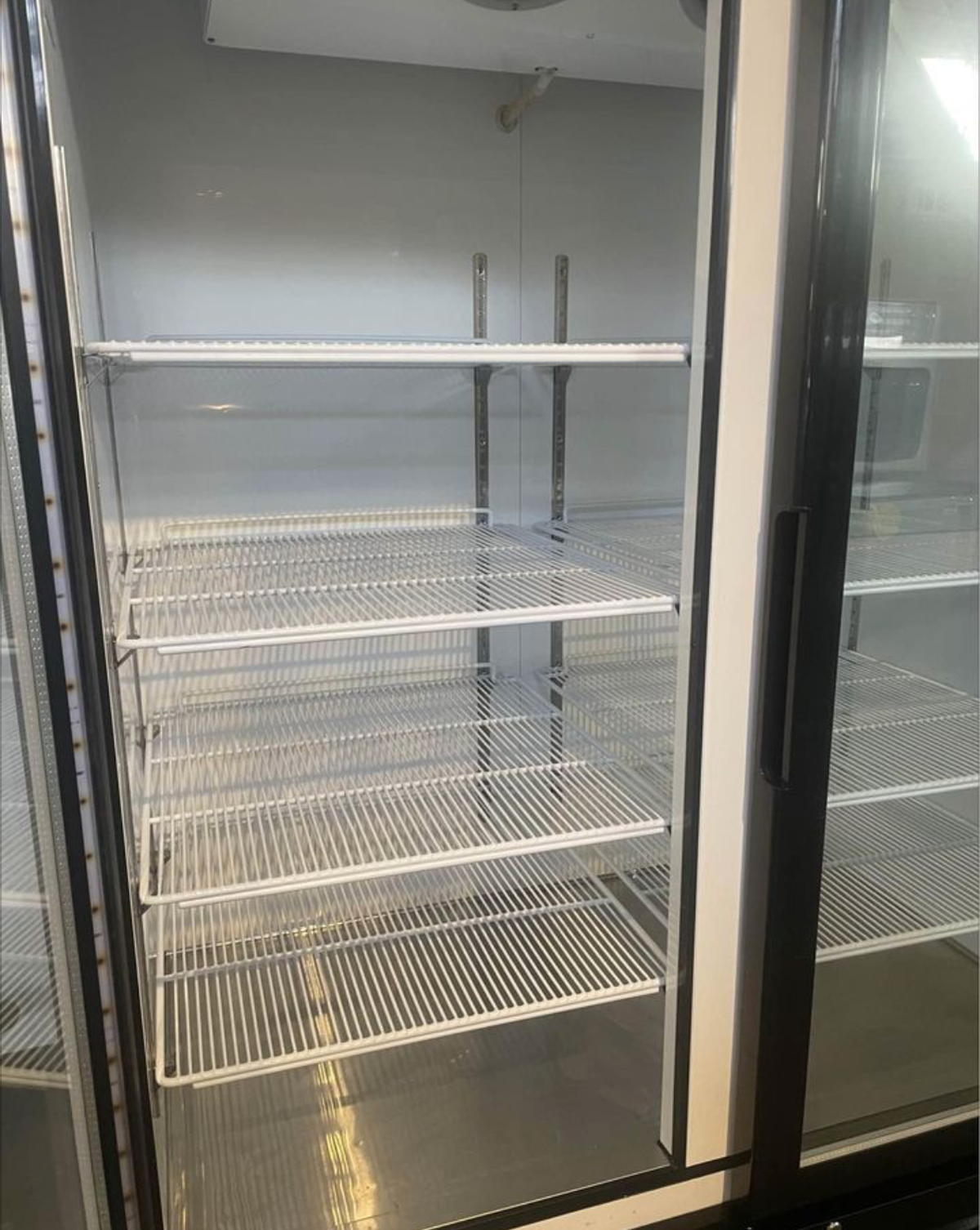 Secondhand Catering Equipment Upright Double Door Freezers