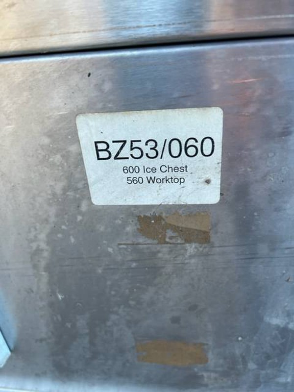 IMC BZ43/060 600 ice chest