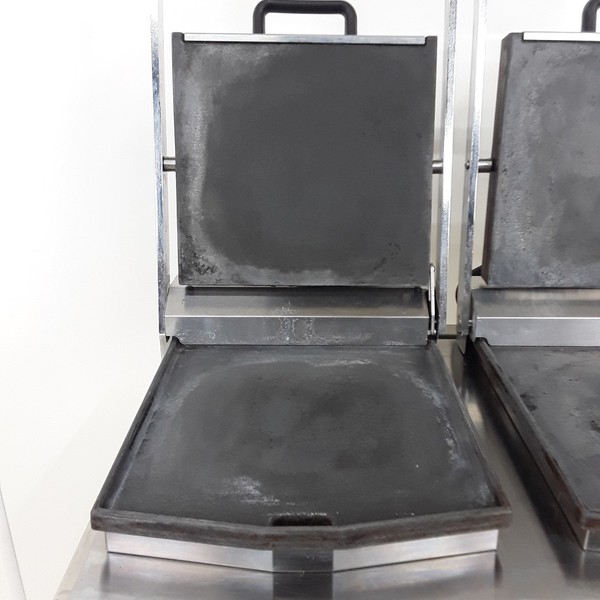 Used Lincat LCG2/S Double Contact Grill