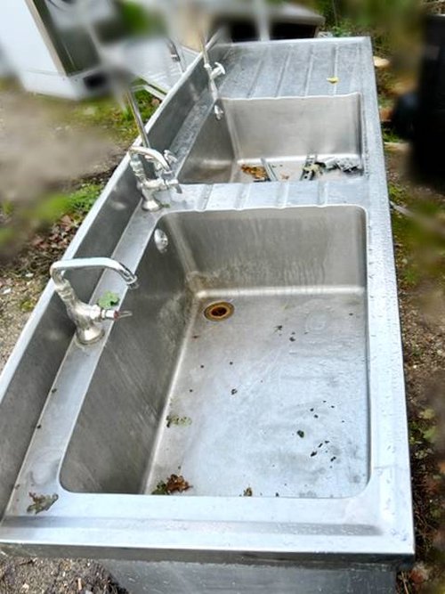 Deep commercial double sink Deep commercial double sink