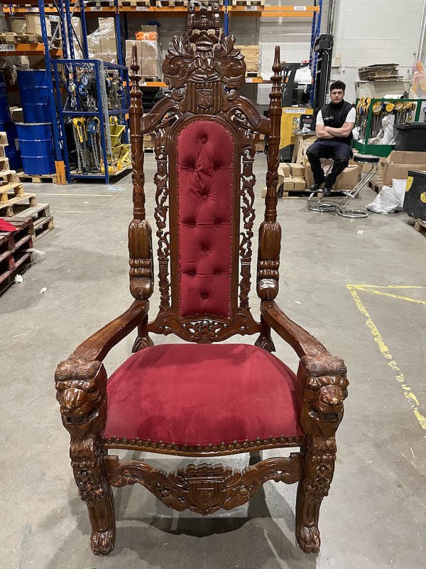 Red and Mahogany Throne