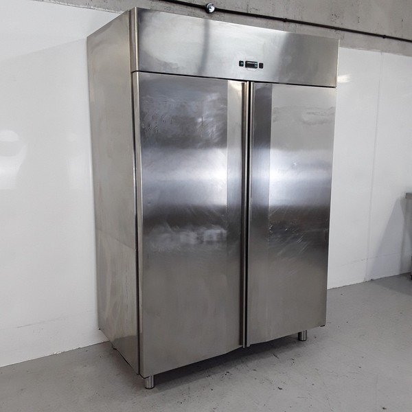 Secondhand double fridge