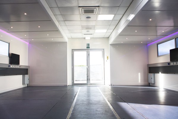 Exhibition trailer with large clear internal space