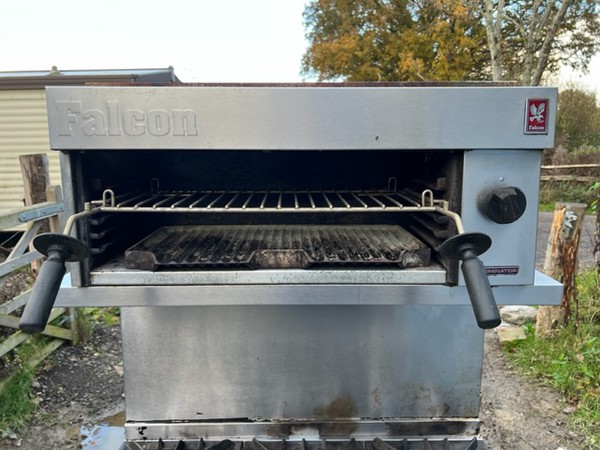 Oven and salamander for sale