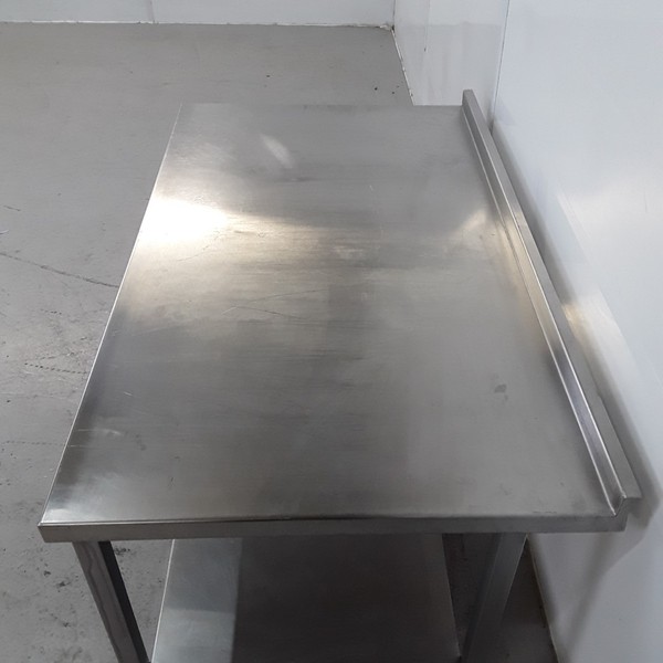 Low kitchen stand / table