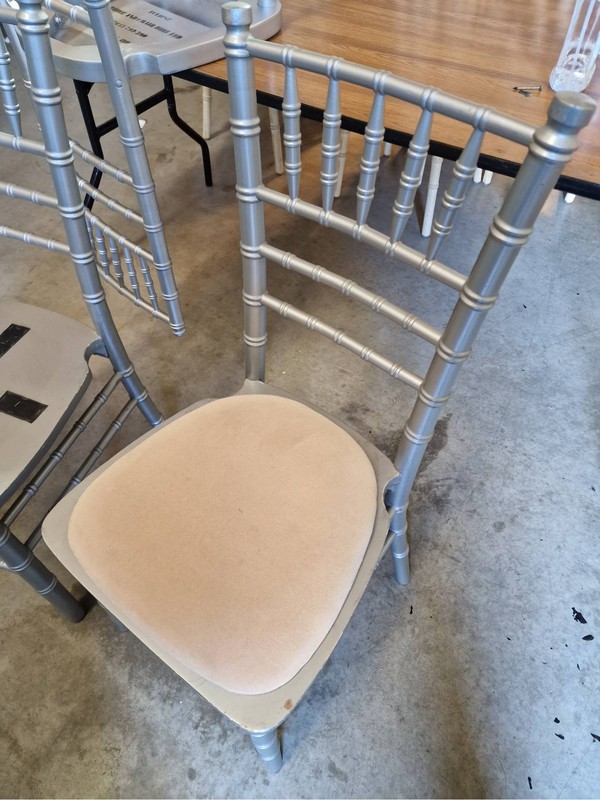 Silver Chiavari Chairs with seat pad Velcro