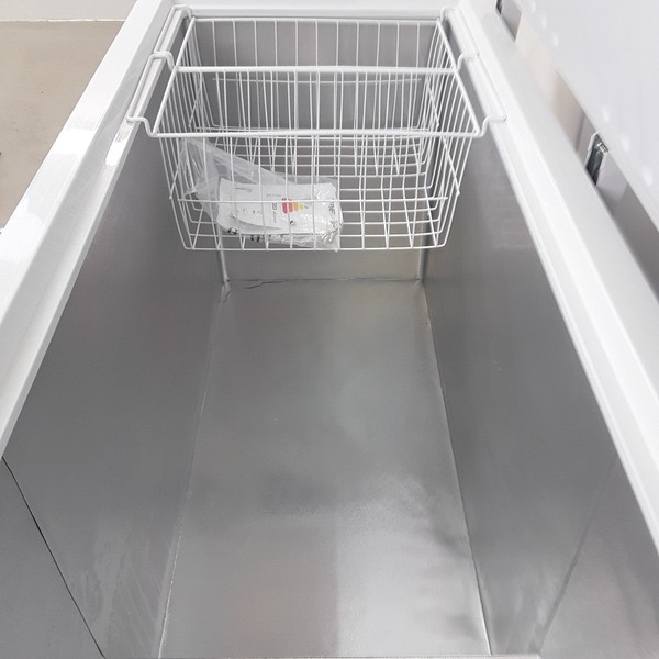 Selling Arctica HEC917 Stainless Top Chest Freezer