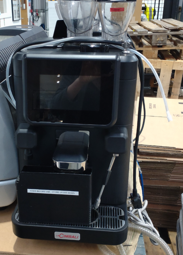 Secondhand Catering Equipment Bean To Cup Coffee Machines La