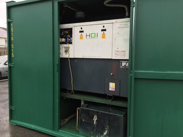 Green 24ft Self-contained Welfare Unit Generator