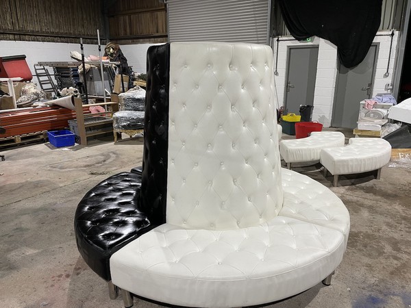 Circular Seating in Chesterfield Leather