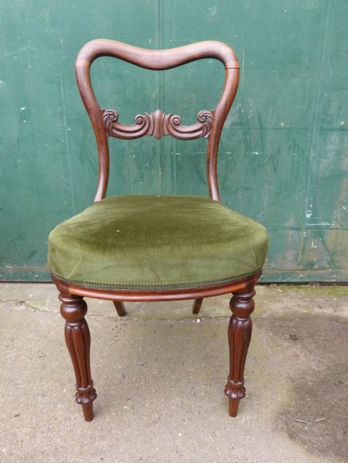 Victorian Decorative Single Hall Chair Victorian Decorative Single Hall Chair