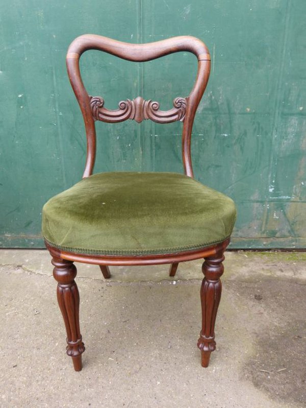 Victorian Decorative Single Hall Chair