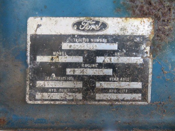 Ford 4600 vin plate