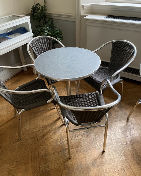 Used Bistro Tables with Chairs For Sale