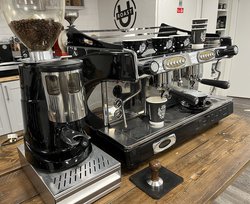 Secondhand Used Black Syncro Royal 2 Group Full Size Espresso Machine with Grinder For Sale