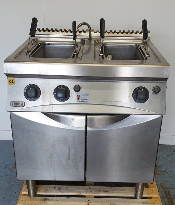 Pasta cooker for sale