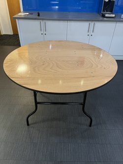 Secondhand Lisboa Round Folding Table For Sale