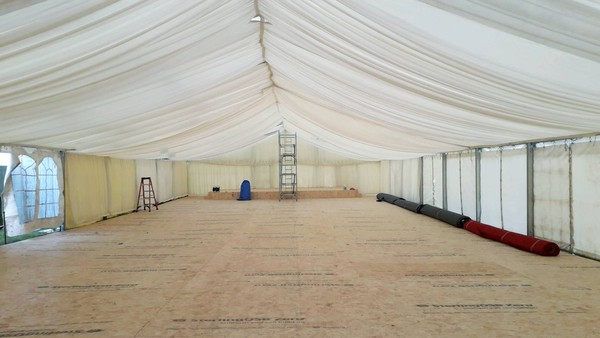 12m Framed marquee with lining