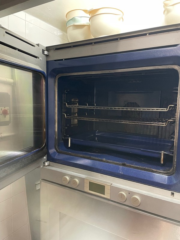 Secondhand 6 grid oven for sale