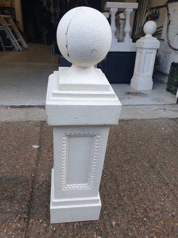 Selling Used Fibreglass Balustrade
