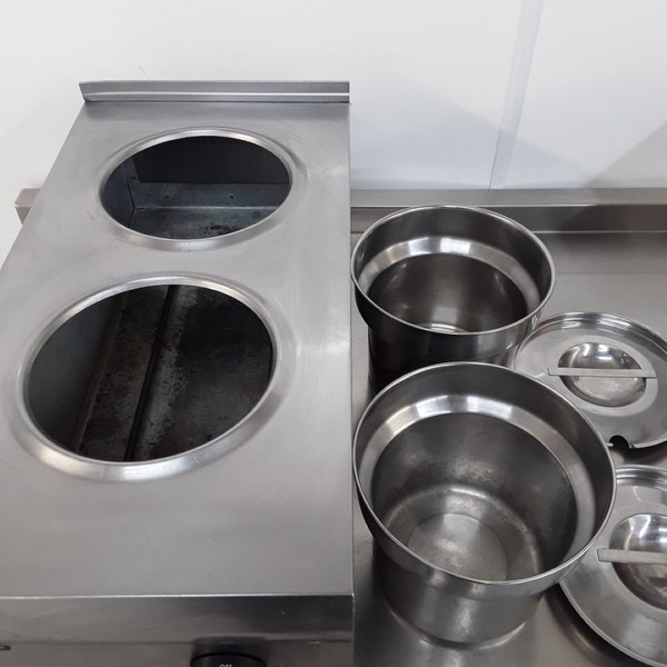 Dry well bain marie with two pots