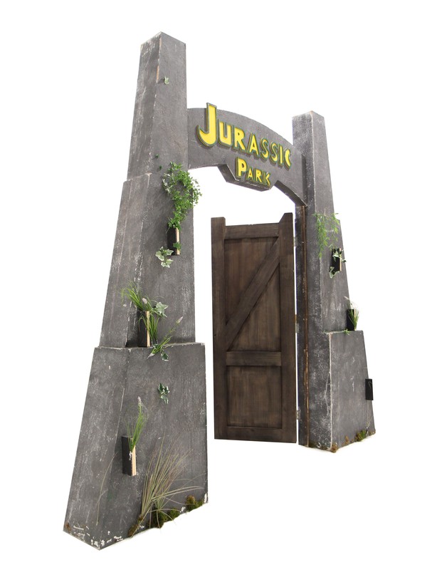 Event / party Jurassic Park themed double gate