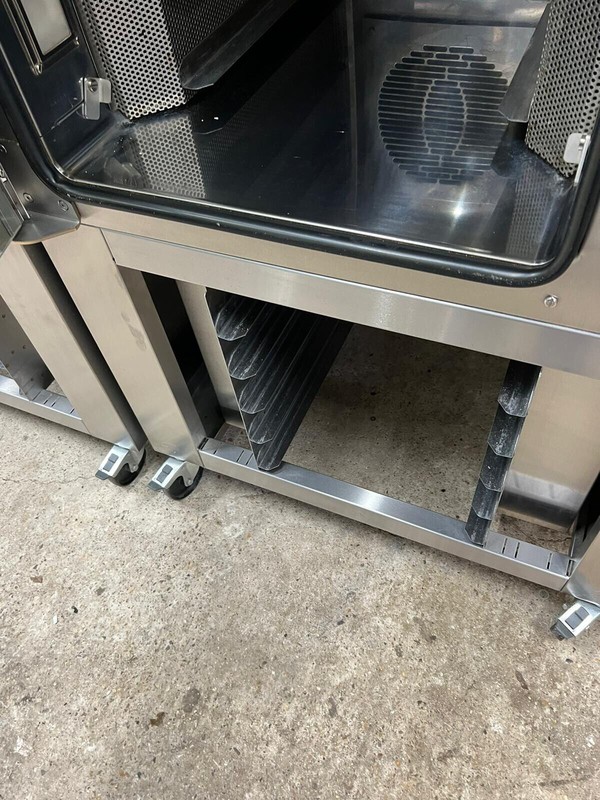 Stainless steel stand / tray rack